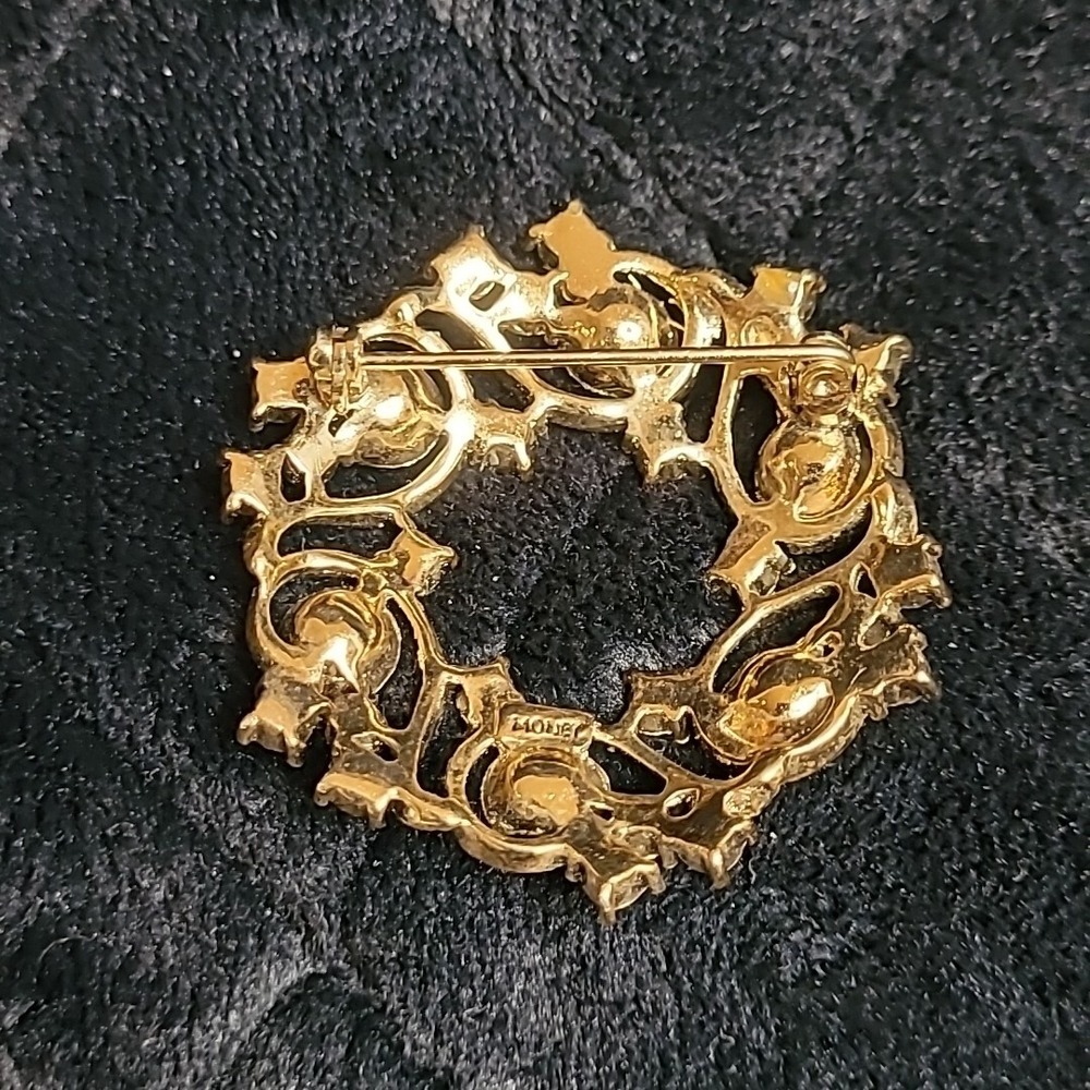 Monet Wreath Swirl Brooch Pin Gold-tone Rhinestones Vintage 1.75" - Picture 2 of 8